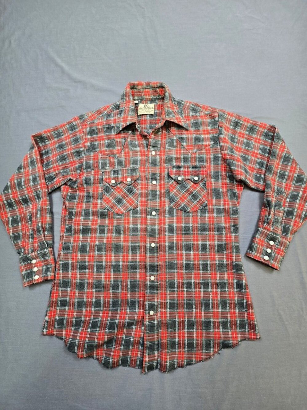 Vintage Dee Cee Mens Medium Western Flannel Pearl Snap Shirt Red Green Plaid USA